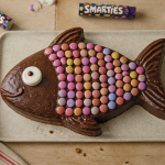 Gateau rigolo anniversaire poisson smarties
